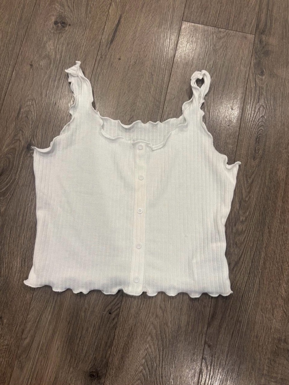 SHEIN White Ribbed Button-Front Scalloped Tank